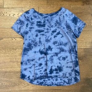 Old Navy T-Shirt - Size Medium